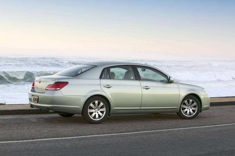  Toyota Avalon (GSX30) 2005 года  (фото 3 из 79)